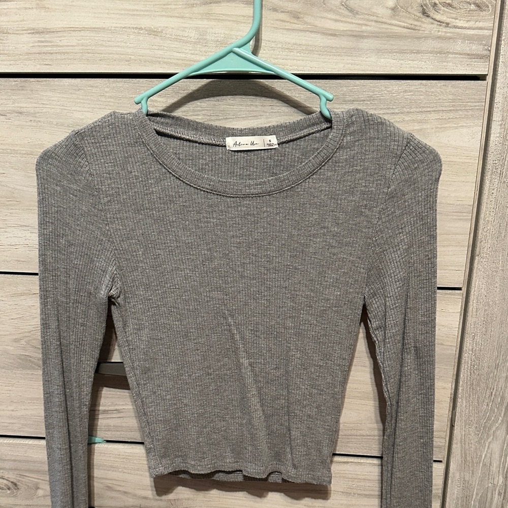 Heather Gray Ribbed Long Sleeve Top